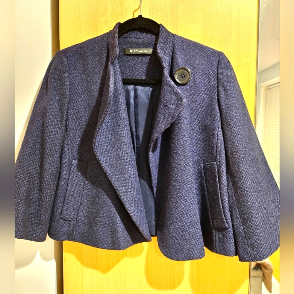 Elegant Navy Short Tweed Women's Jacket